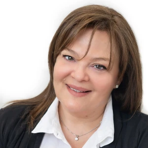 image of agent Lily Bertola